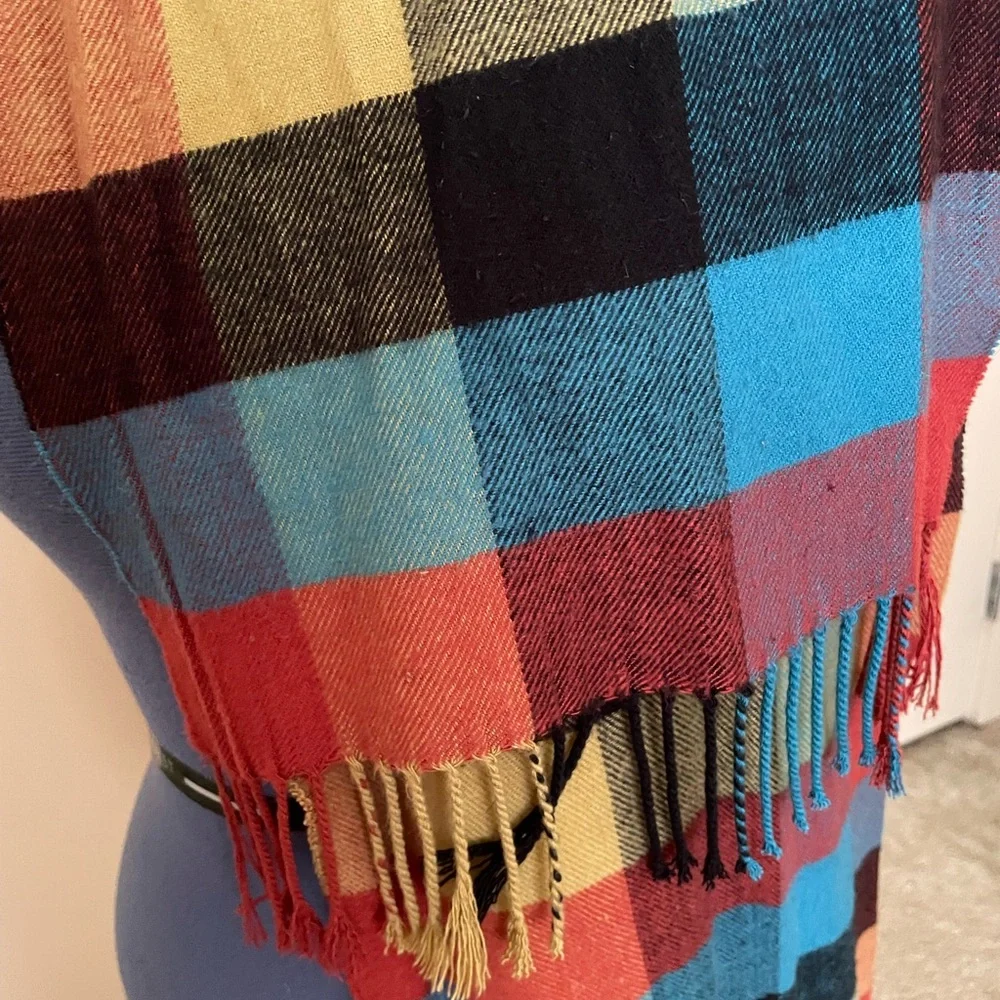 Colorful Checkered Scarf - Picture 4 of 4